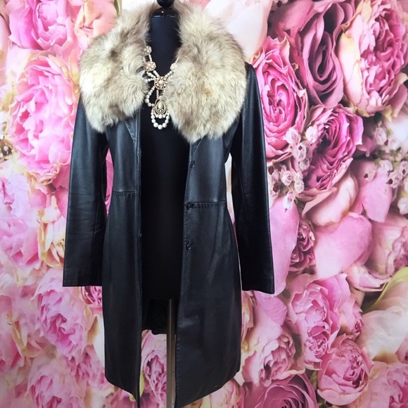 β’Expressβ’Leather Jacket - Picture 1 of 7